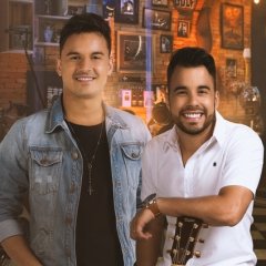 Clayton e Romário